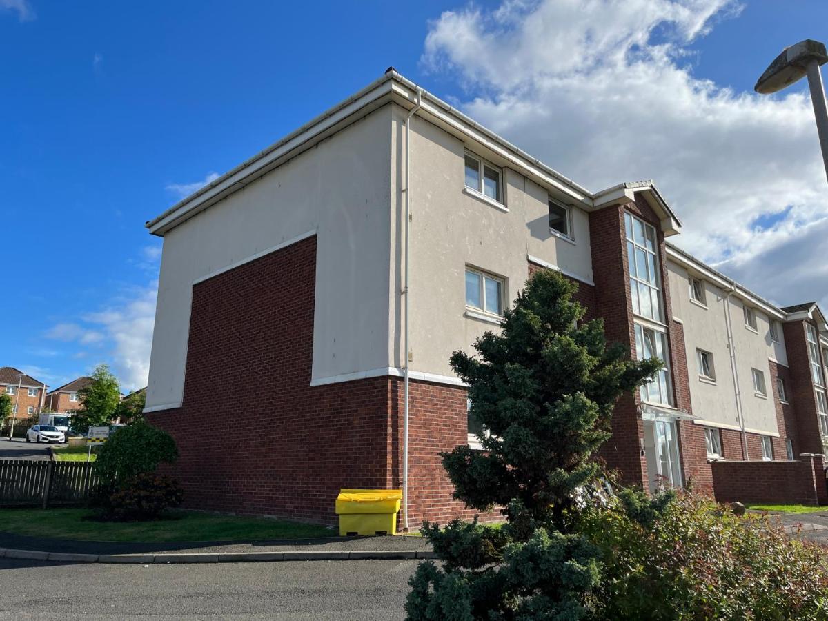 Flat Three, 212 Eaglesham Road, East Kilbride, Glasgow Apartment Exterior photo