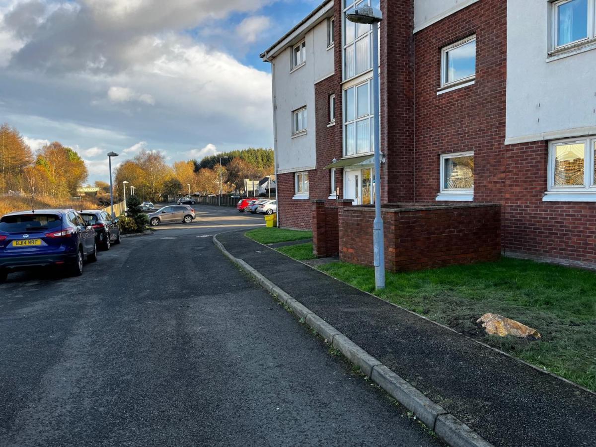 Flat Three, 212 Eaglesham Road, East Kilbride, Glasgow Apartment Exterior photo